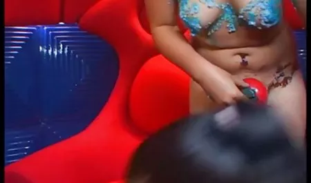 Wakaba પોર્ન વિદ્યાર્થી Fucks આંગળી pussy તે પહેલાં જંગલી વાહિયાત
