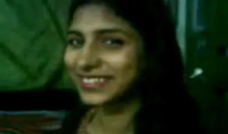 - પરિપક્વ porno પક્ષ વિદ્યાર્થીઓ ઓનલાઇન આઉટડોર