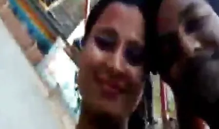 સાત પોર્ન ભારતીય વિદ્યાર્થીઓ ઘર